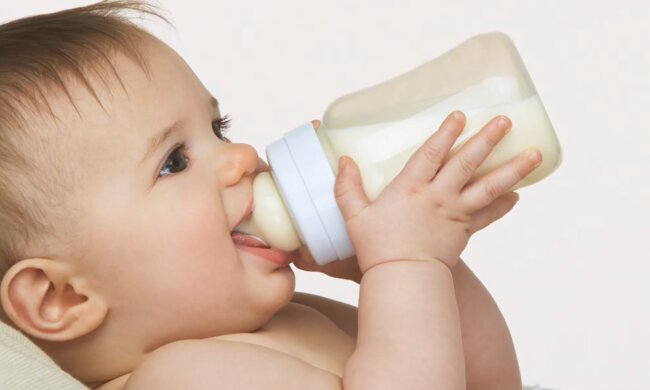 Die rührende gegenseitige Hilfe der Mütter. Quelle: Screenshot YouTube