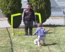 Jaxson und Lelia. Quelle: Screenshot Youtube