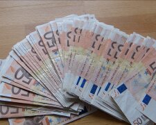 100 Euro Sparrate pro Monat reicht nicht mal für den Notfall. Quelle: Youtube Screenshot