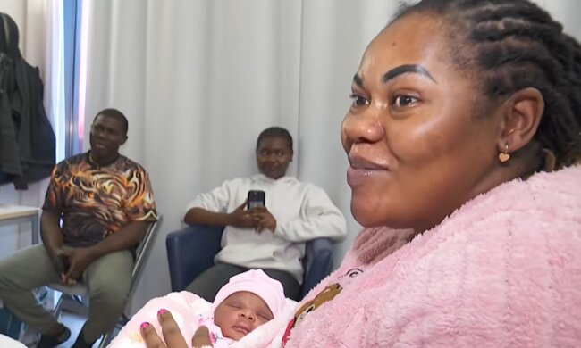 Mutter geworden und allein gelassen. Quelle: Youtube Screenshot