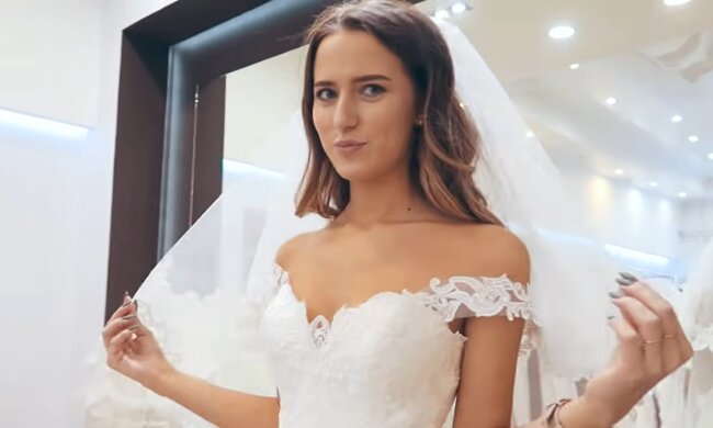 Junge Frau im Hochzeitskleid. Quelle: YouTube Screenshot