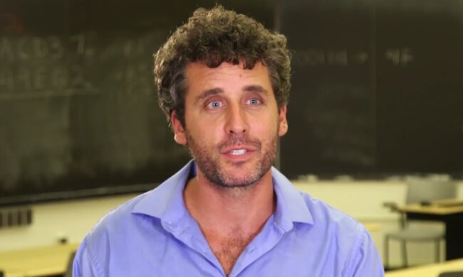 Ari Nagel. Quelle: Screenshot Youtube