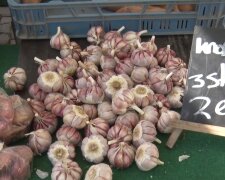 Wer spart jetzt am Knoblauch? Quelle: Youtube Screenshot