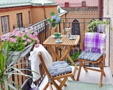 Wie man einen kleinen Balkon in einen "paradiesischen Ort" verwandelt: Ratschläge von Designer