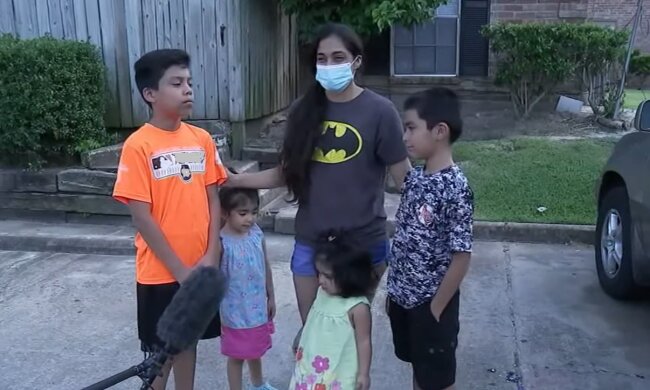 Ein großzügiges Geschenk für eine fast obdachlose Familie. Quelle: Screenshot YouTube