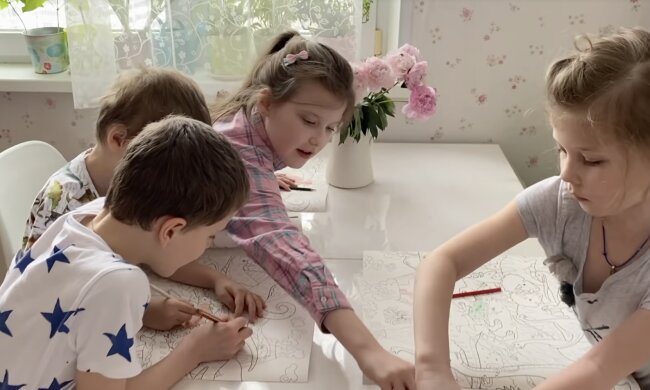 Kinder. Quelle: Screenshot YouTube