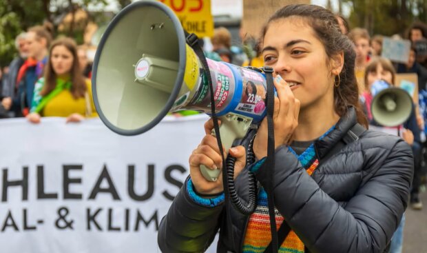 Von der Erde in die Sonne. Quelle: Youtube Screenshot