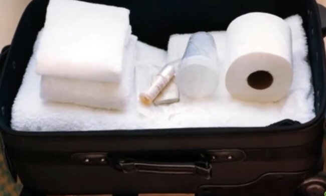 Ein interessantes Set von Urlaubssouvenirs. Quelle: Screenshot YouTube