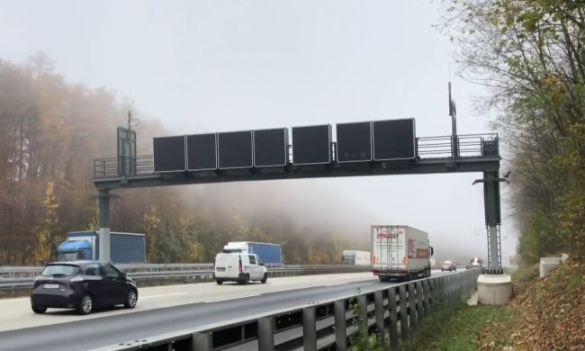 „Von 30 bis 50 km/h: Blitzer blitzt alles, was fährt“. Quelle: Youtube Screenshot