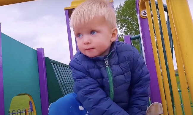 Junge. Quelle: Screenshot YouTube