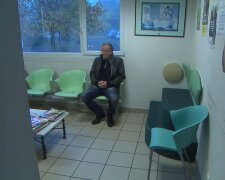 Zahnarzt ohne Zeit, Patient ohne Stimme. Quelle: Youtube Screenshot