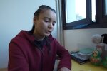 „Ich sehe zu, wie die Schule meine Tochter zerstört“: Mutter kritisiert das Bildungssystem