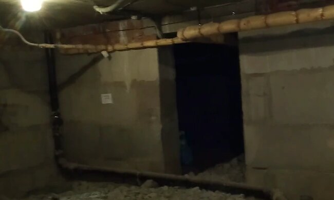 Ein Brite sah einen alten, feuchten Keller und verwandelte ihn in eine Luxuswohnung im Wert von mehr als 500.000 Euro