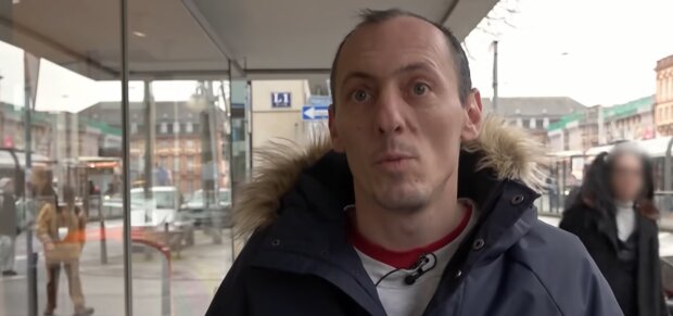 Freundin oder Bürokratie? Quelle: Youtube Screenshot