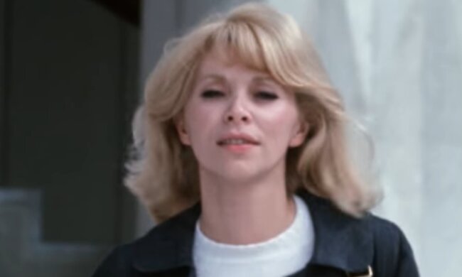 Mireille Darc. Quelle: YouTube Screenshot