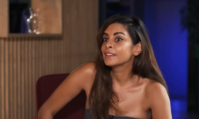 Collien Ulmen-Fernandes wagt sich zurück ins Liebesleben. Quelle: Youtube Screenshot