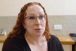 „Mit 40 keine Kinder – und trotzdem nicht kaputt“. Quelle: Youtube Screenshot