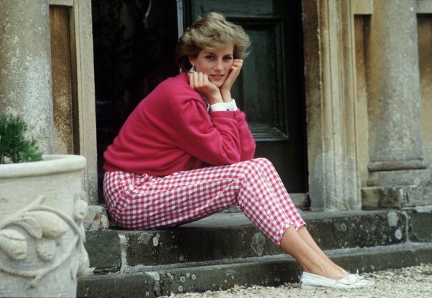 Prinzessin Dianas ehemaliger Geliebter hat das Schweigen gebrochen, Details