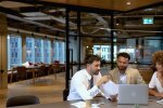 Zwischen Studium und Job. Quelle: Youtube Screenshot