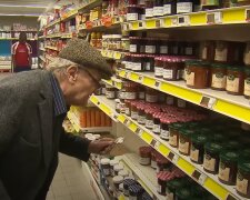 "Rentner muss mit 300 Euro überleben": Für viele Senioren bleibt nur Hunger und Verzicht