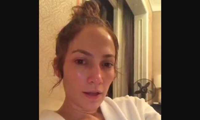 J Lo ohne Make-up. Quelle: static lokal