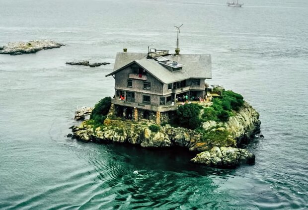 Haus auf der Insel. Quelle: Screenshot Youtube