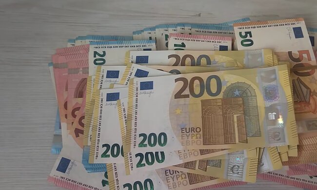 Gute Laune durch Geld? Quelle: Youtube Screenshot