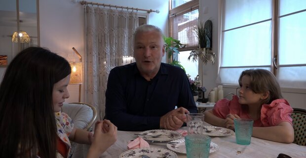 Dieses Paar trotzt allen Vorwürfen. Quelle: Youtube Screenshot