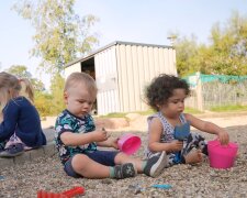 Stur trotz Regeln: Mutter weigert sich, ihre Kinder impfen zu lassen – KITA bleibt tabu