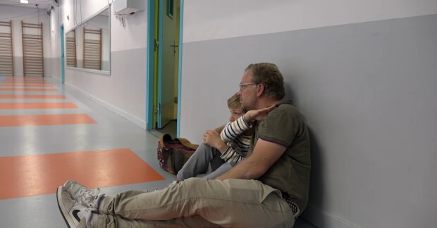 Zwischen Überforderung und bedingungsloser Liebe. Quelle: Youtube Screenshot