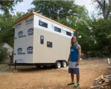Einfallsreicher Student baute ein Haus, um überhaupt nicht für ein Hostel zu bezahlen