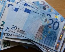 10.000 Euro für einen Fluglotsen. Quelle: Youtube Screenshot