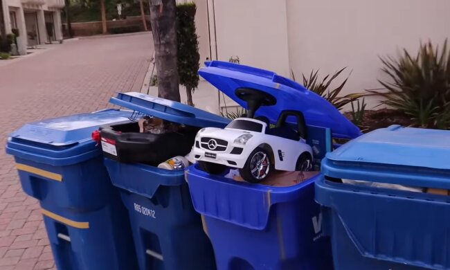 Spielzeugauto. Quelle: Youtube Screenshot