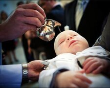 Bei der Taufzeremonie dieses Jungen geschah ein Wunder: Solche Dinge können nicht rational erklärt werden