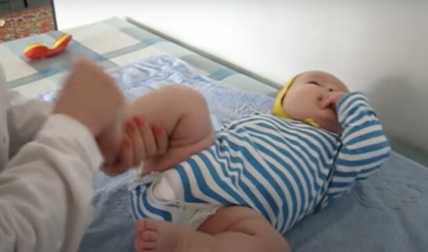 Säugling. Quelle: Screenshot YouTube