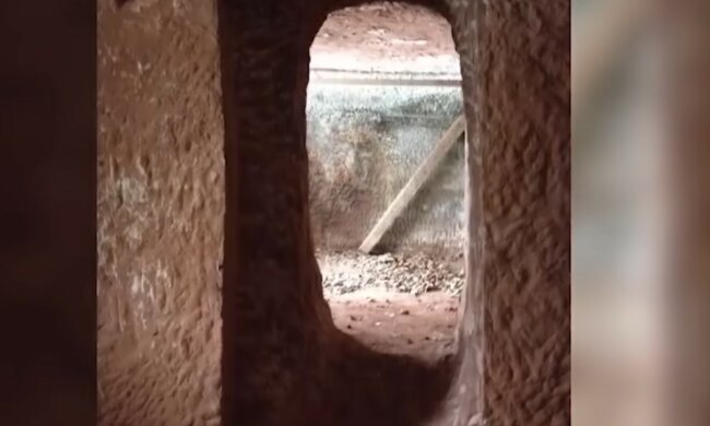 Erstaunlicher Einfallsreichtum einen Jungen. Quelle: Screenshot YouTube