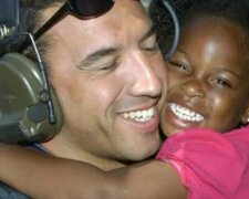 Der Mann fand das Mädchen, das er vor 10 Jahren gerettet hat, um ihr zu danken