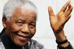 Nelson Mandela und andere Prominenten, die in Pflegefamilien aufgewachsen sind