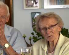 Ein zweiter Versuch: 50 Jahre nach der Scheidung haben die ehemaligen Eheleute beschlossen, wieder zu heiraten und haben bereits die Hochzeit geplant