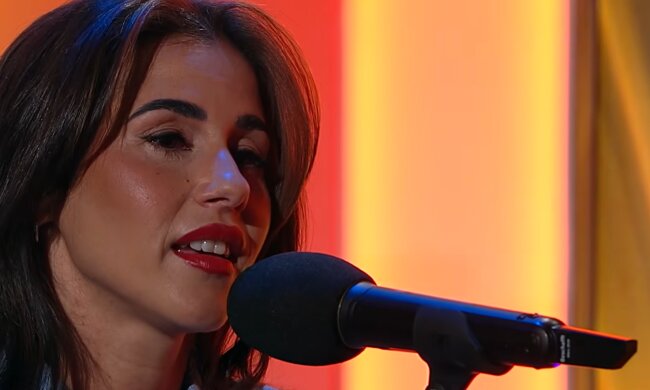 Chart-Rückschlag für Sarah Engels. Quelle: Youtube Screenshot