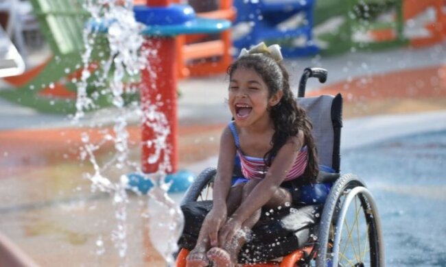 Der weltweit erste Wasserpark für besondere Menschen wird eröffnet