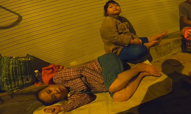 Obdachlosenhochzeit. Quelle: YouTube Screenshot