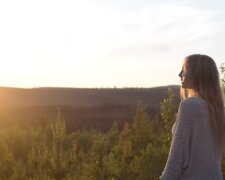 Näher an der Natur: eine junge Frau aus Göteborg verließ die Stadt und zog in ein Dorf mit elf Einwohnern