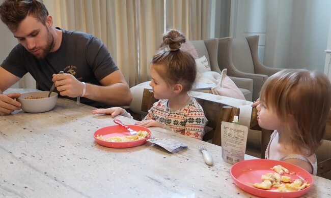 Der Ehemann verschwand, aber 10 Jahre später kam er zurück und fand heraus, dass seine Frau schon 3 Kinder hatte: und alle waren von ihm