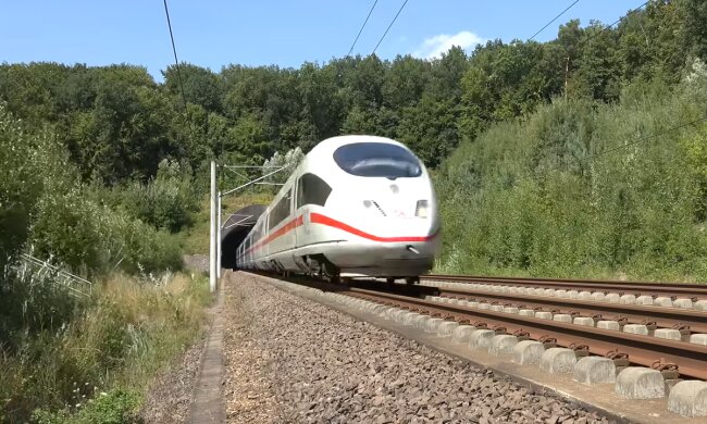 ICE. Quelle: Screenshot Youtube