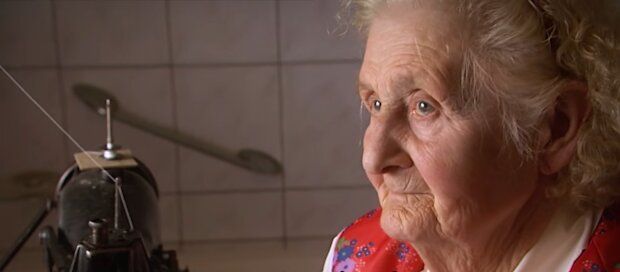 Yvettes Kampf mit einer kleinen Rente im hohen Alter. Quelle: Youtube Screenshot