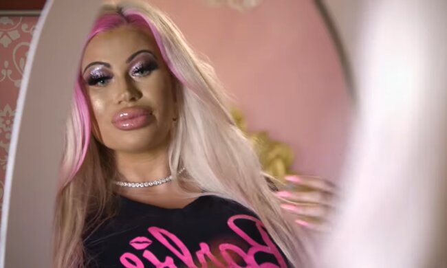 Elaina Starr. Quelle: Youtube Screenshot