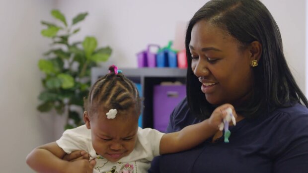 „Berlin stärkt Mundhygiene in Kindertagesstätten“. Quelle: Youtube Screenshot