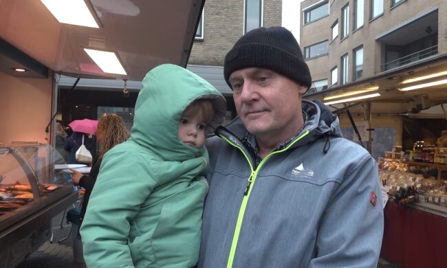 Leonidas – Ein stolzer Vater jenseits der 50. Quelle: Youtube Screenshot