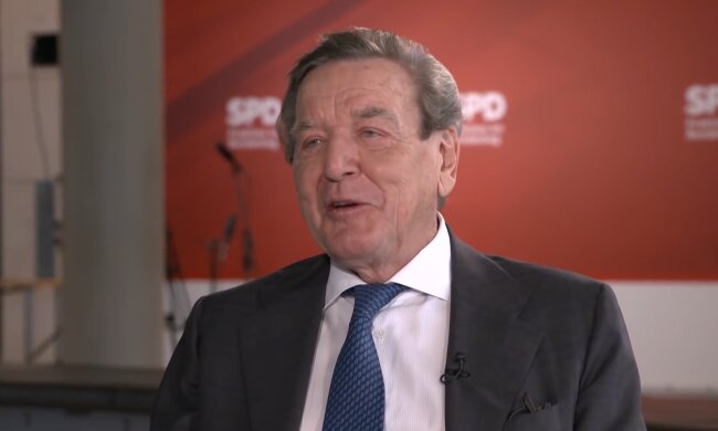 Schröder übt Parteikritik.. Quelle: Youtube Screenshot